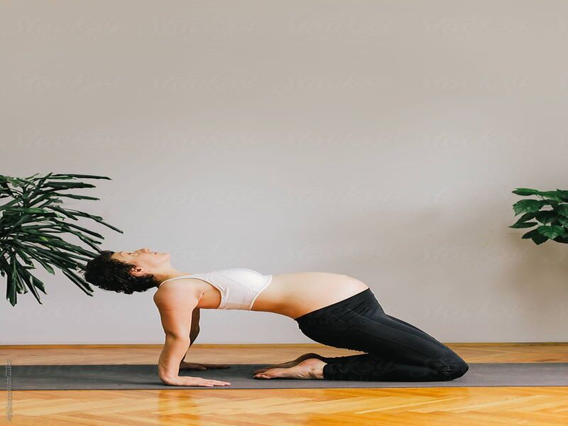 Tập yoga cho mẹ bầu