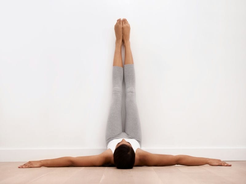 Yoga chữa chân vòng kiềng